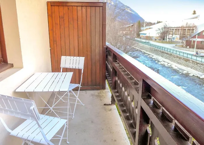 公寓 Les Jardins Du Mont-blanc-4 By Interhome 霞慕尼